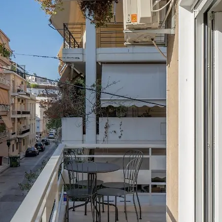 Bright 2bd Next To Acropolis *