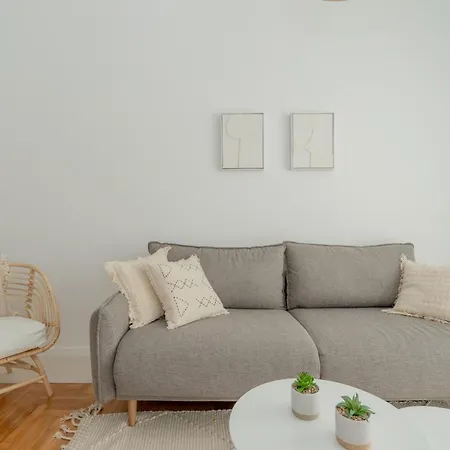 Bright 2bd Next To Acropolis * Athens